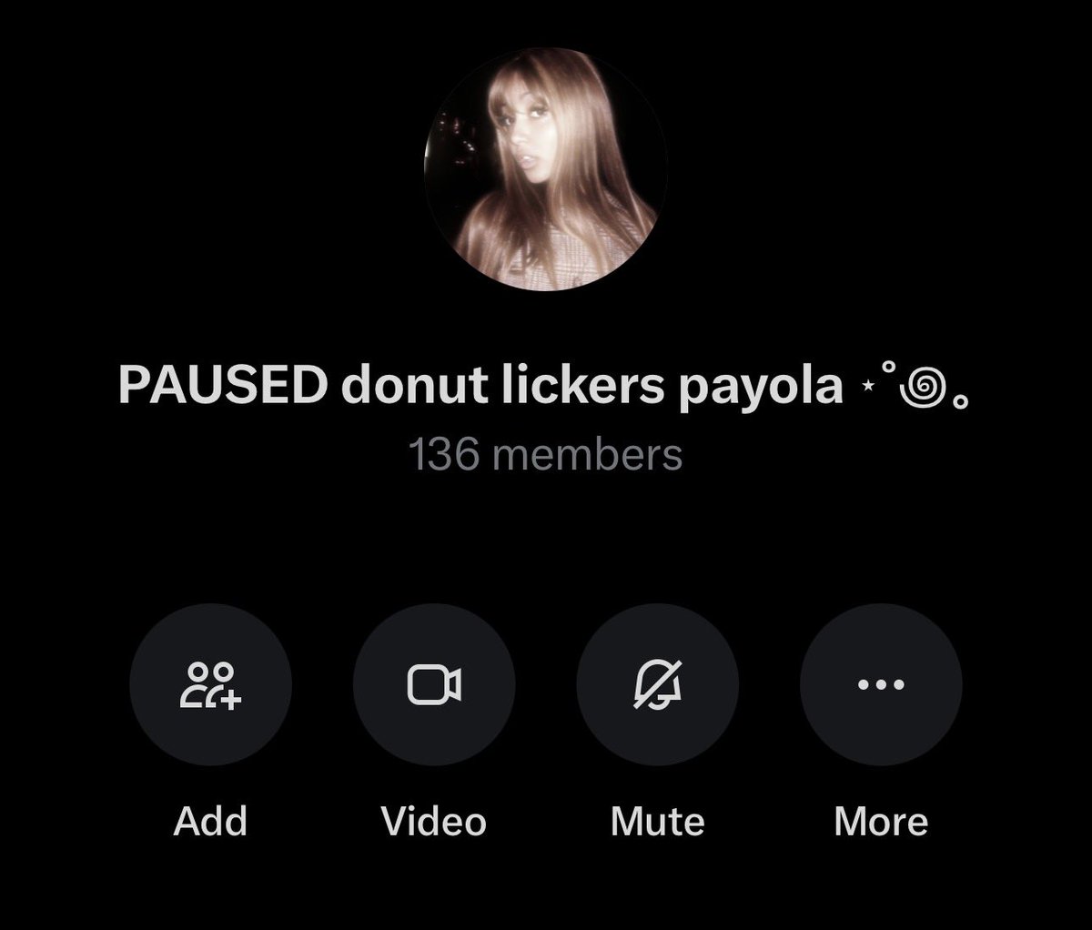 official donut lickers ೃ❀࿔ tweet media