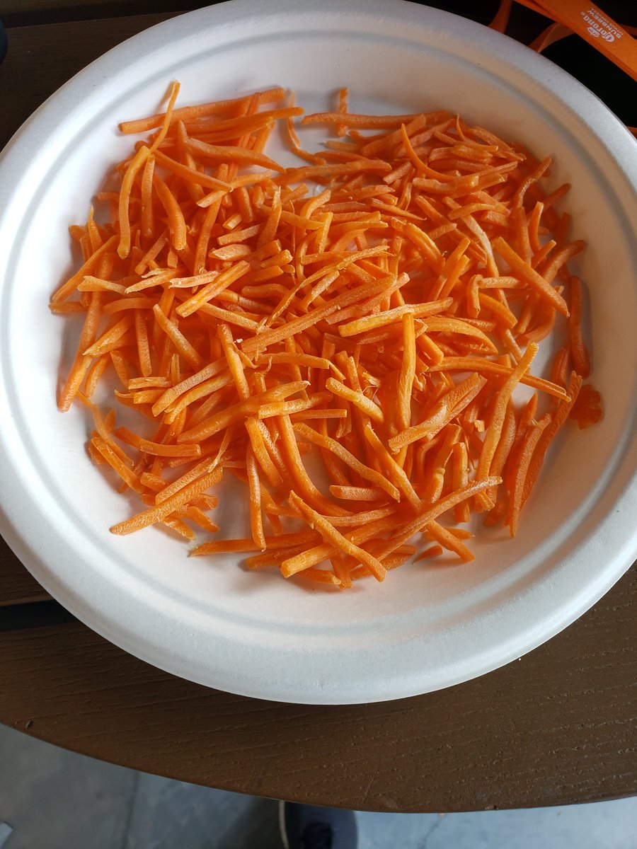 A 10 yr old here at the game will literally eat this by the plateful watching the game 🤷‍♂️🤣