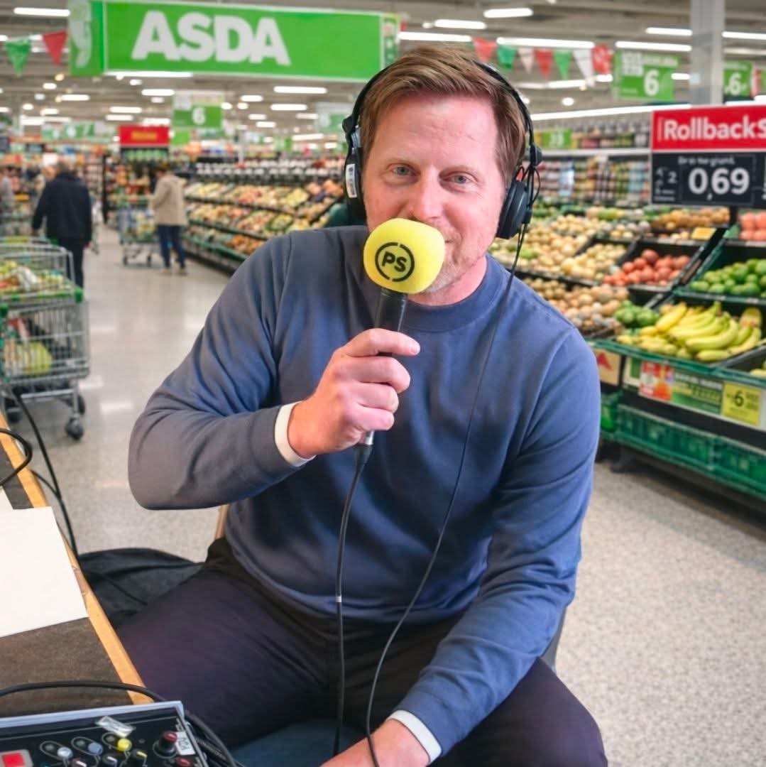 BigboabAllan's tweet photo. @PremSportsTV @samina_monaghan @mstewart_23 @charlie_mulgrew Live from asda toryglen https://t.co/uF2VnuVP3i