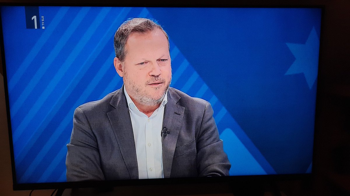 ...to, kar goni ŠajnBuh ni politična prepričanost...to so nore gobe...🤪🤦‍♂️