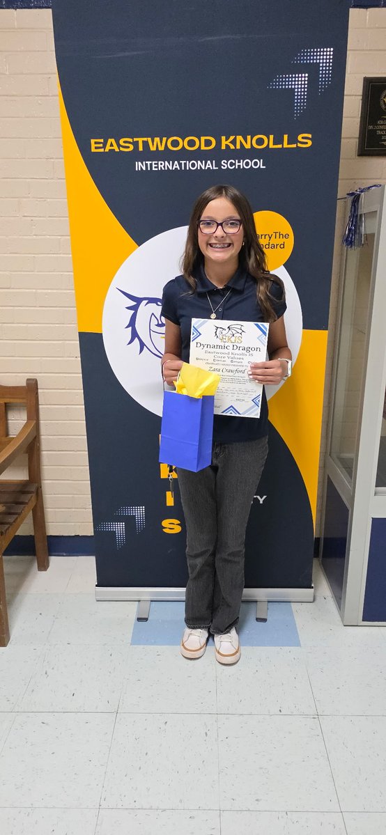 EastwoodKnolls's tweet image. Congratulations to these DYNAMIC Dragons 🐉 🔥for displaying the EKIS core values 💛💙!
Zara, Carlos, and Dorian.
Continue to #CarryTheStandard of Excellence 💫⁦
@EastwoodKnolls