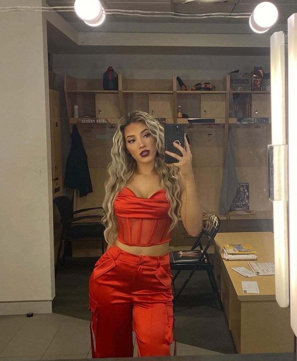 𝑮𝒂𝒃𝒓𝒊𝒆𝒍𝒍𝒂.ᐟ Parody tweet media