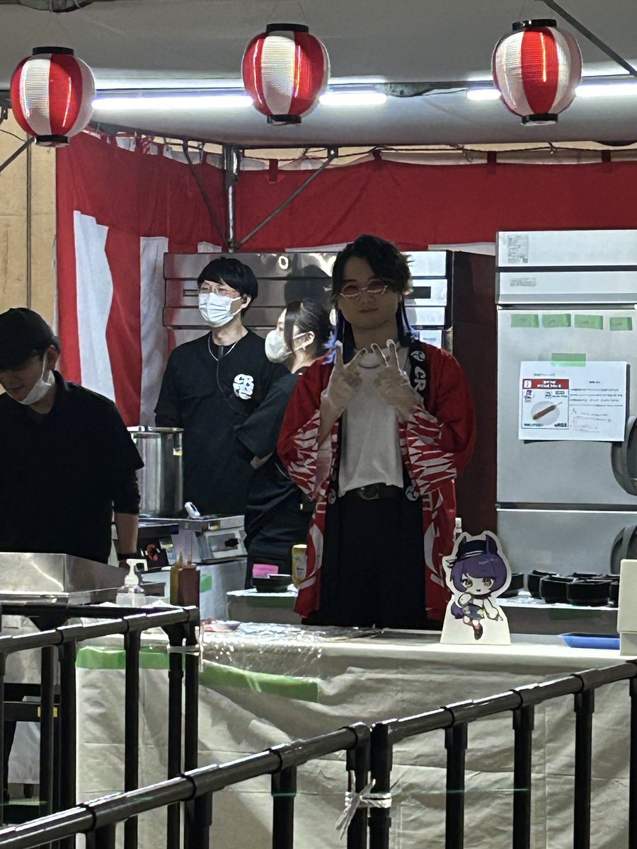 PIKO0921's tweet photo. やっと着いたー！！！
土曜日の地震で家の中心配だったけど、アクスタとか軽いものは少しズレてたけど、ものが落ちるとかはなくてよかった💦
これで普通の日常に戻るけど、次のイベントあるの楽しみにまた頑張ろう！！ https://t.co/Ai2gLAd9xA