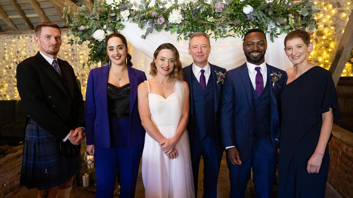 richkidcampbell's tweet image. 🚨 GRACE SERIES FINALE 🚨
SERIES 6 EPISODE 4
ONE OF US IS DEAD
@itv 8PM TONIGHT 
ARE YOU WITH US??
DO NOT MISS IT 🎯❤️
#grace #RoyGrace