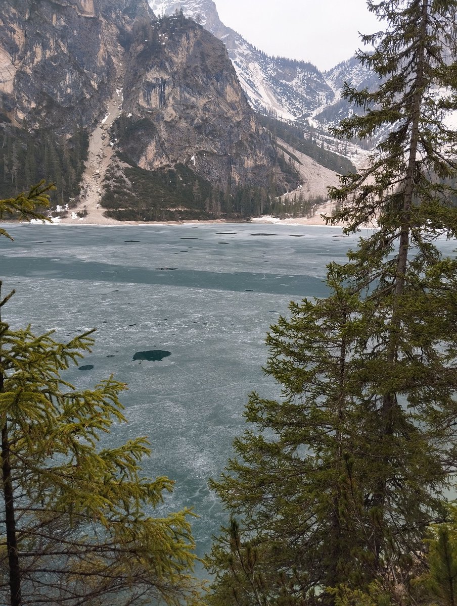 Bondmax16's tweet photo. Quelques images des Dolomites https://t.co/Zc68oA6yjF