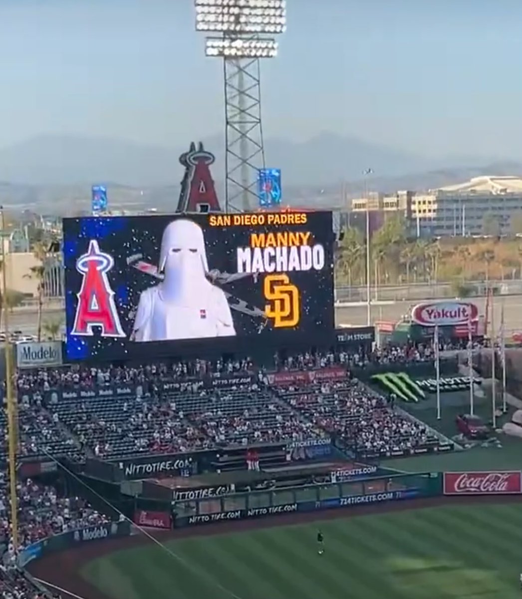 Mayor Mike tweet media