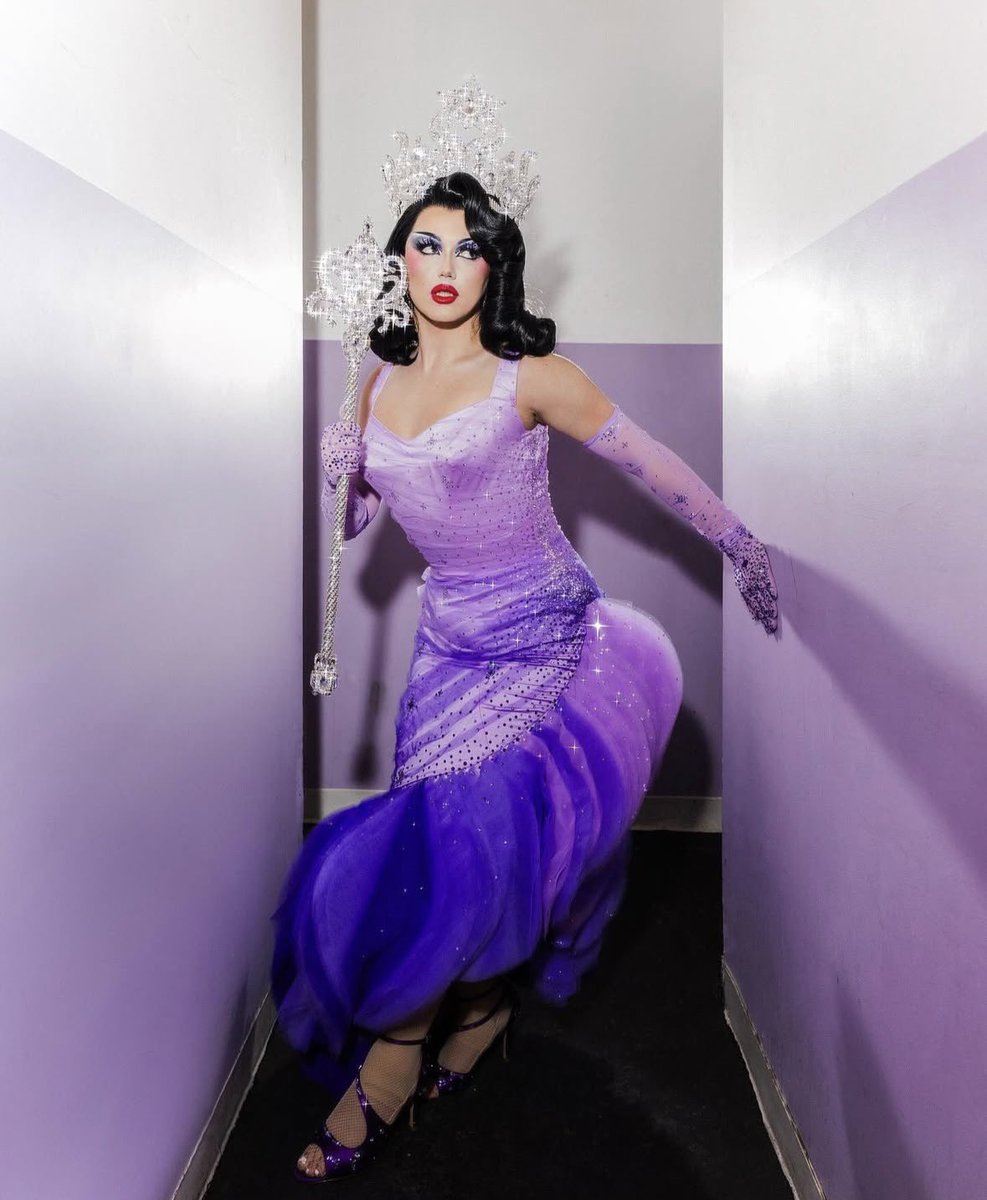 Drag Crave tweet media