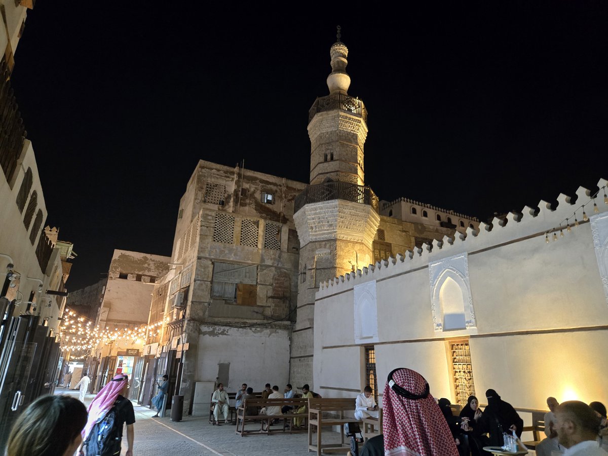 たくと tweet media