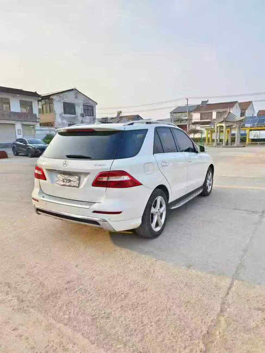 ezechukwuantho5's tweet photo. Model 2015 ML400 with a 6-cylinder engine
Mileage :38,000
To your doorstep 24.5M
No hidden charges
#ml400 #ml2015 #doorstepdelivery #nohiddencharges https://t.co/vjOQdV78Nw