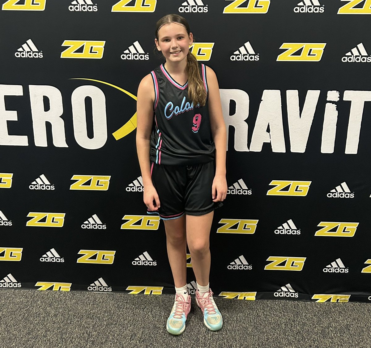 zg_midatlantic's tweet photo. Player of the Game!!! Big round of applause for Brynn Gawronski with the Girls 7th Grade @GHeavyweights team!! Way to go Brynn🔥🎊🏀 https://t.co/93Qw1LB2VD