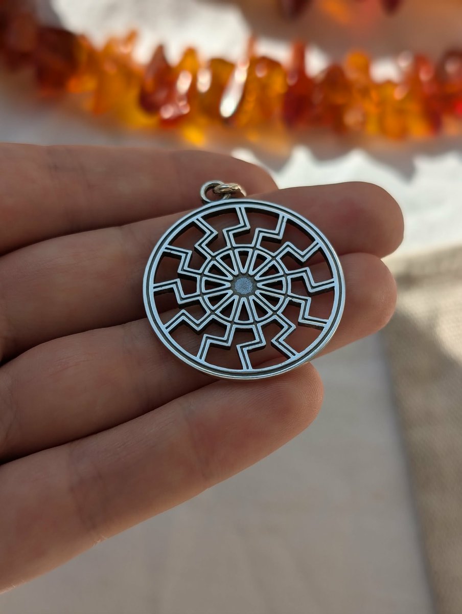 Forest_Mother tweet media