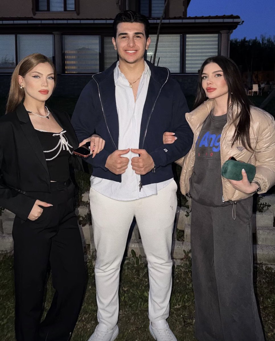 kalpdelenn tweet media