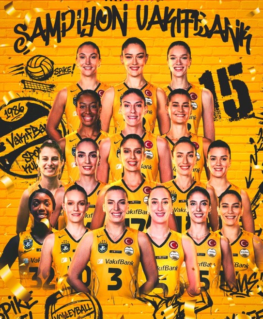 Vakıfbank SK'nün formasını taşıyan her bir sporcumuzun emeği bugün şampiyonlukla taçlandı. Zorlu bir sezonu zirvede bitirmenin haklı gururunu yaşıyoruz. İyi ki varsınız  #ForMore 🌟