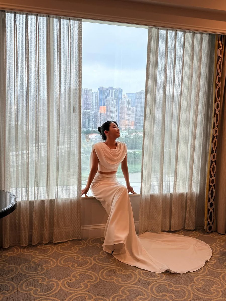 KimSolarBR's tweet image. 📲 11.04.26 | #SOLAR via Instagram (solarkeem) (3)

"Obrigada Weibo por me dar um prêmio tão incrível!
Em 2026, eu também continuarei me esforçando ❤️"

#솔라 #MAMAMOO #마마무 @RBW_MAMAMOO