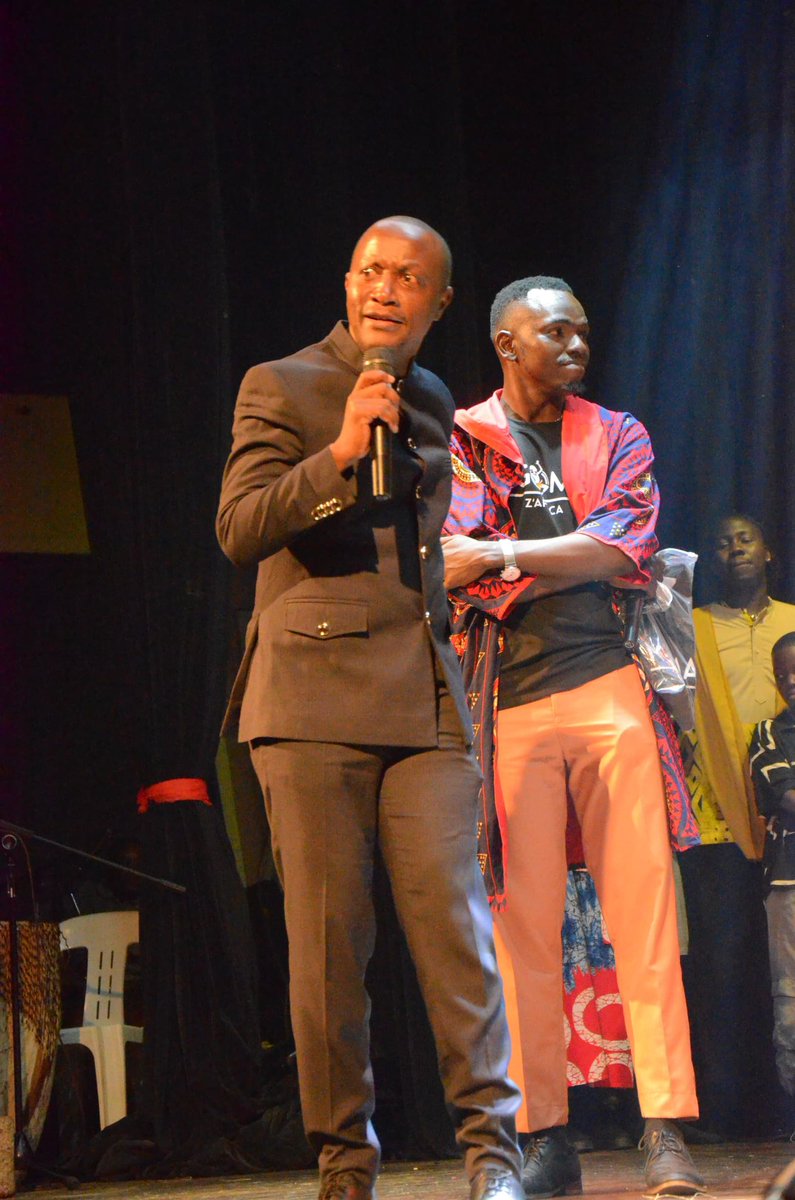 robert_serwanga's tweet photo. This evening I represented the Katikkiro @cpmayiga at National Theatre at a cultural production by Ngoma z’Africa called Ku Kyoto. 

 In our culture, ekyooto was the heart of the home. It was where families and communities gathered to share stories, pass on values, and shape the character of future generations. It was where identity was nurtured and wisdom was preserved! 

The  Arts industry plays a great role in the transmission of such traditional values and am grateful to see culture portrayed through modernity.