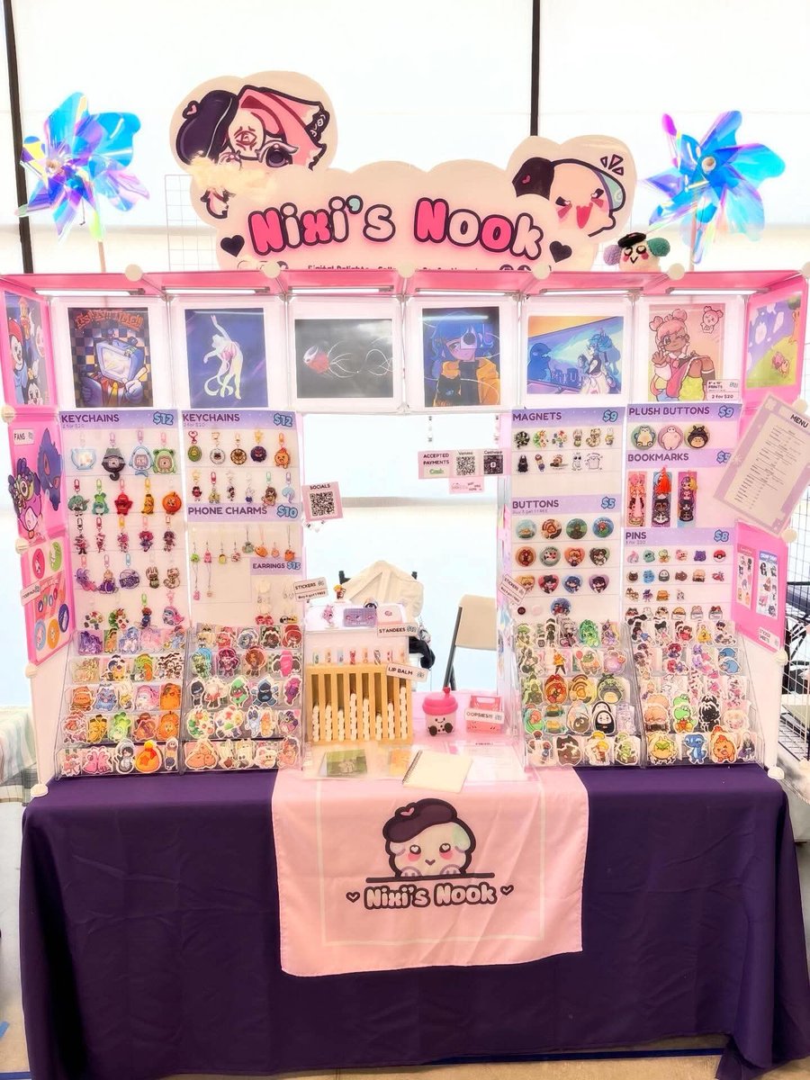 NixiLen's tweet photo. Me when mini convention (MiniCon in Utah)

HEHEHH
#artistalley https://t.co/7CJrSKMTeU