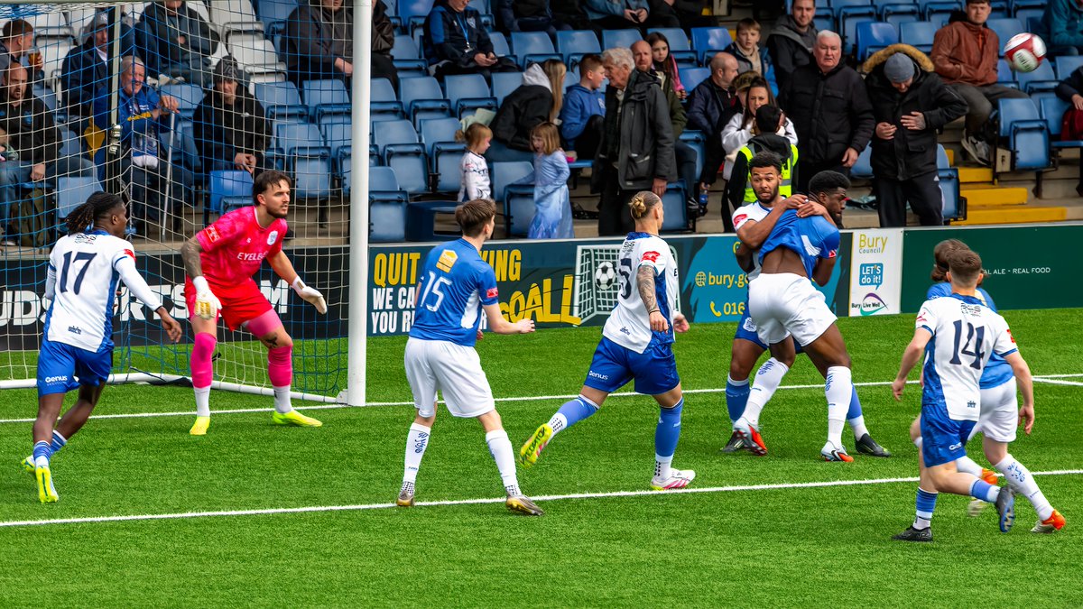 GomboczSteve's tweet image. Bury defence keeping the goal safe during the match Bury v Witton Albion on 18/4/26. #BuryFC #PartOfIt @whitebluearmy @buryfcofficial #bfc140 #shakers