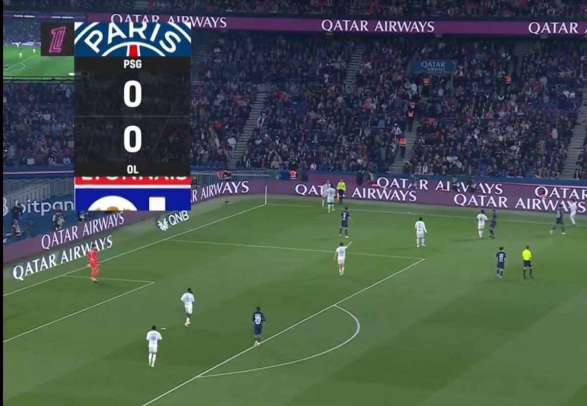 mo_rzik7's tweet image. بــــــدايـــــة الـــــمــــبـــــاراة 🚨

باريس سان جيرمان &amp;amp; ليون

#PSGLYO #Ligue1 #Goals #Highlights
#باريس_سان_جيرمان_ليون
#الدوري_الفرنسي