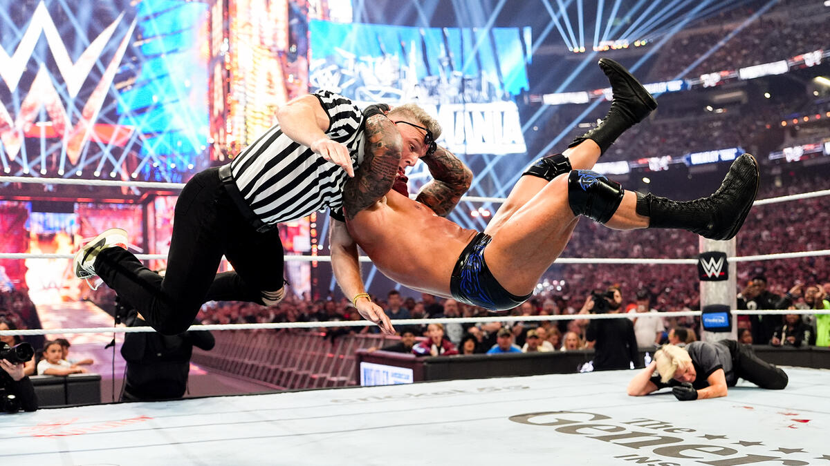 Wrestle Features tweet media