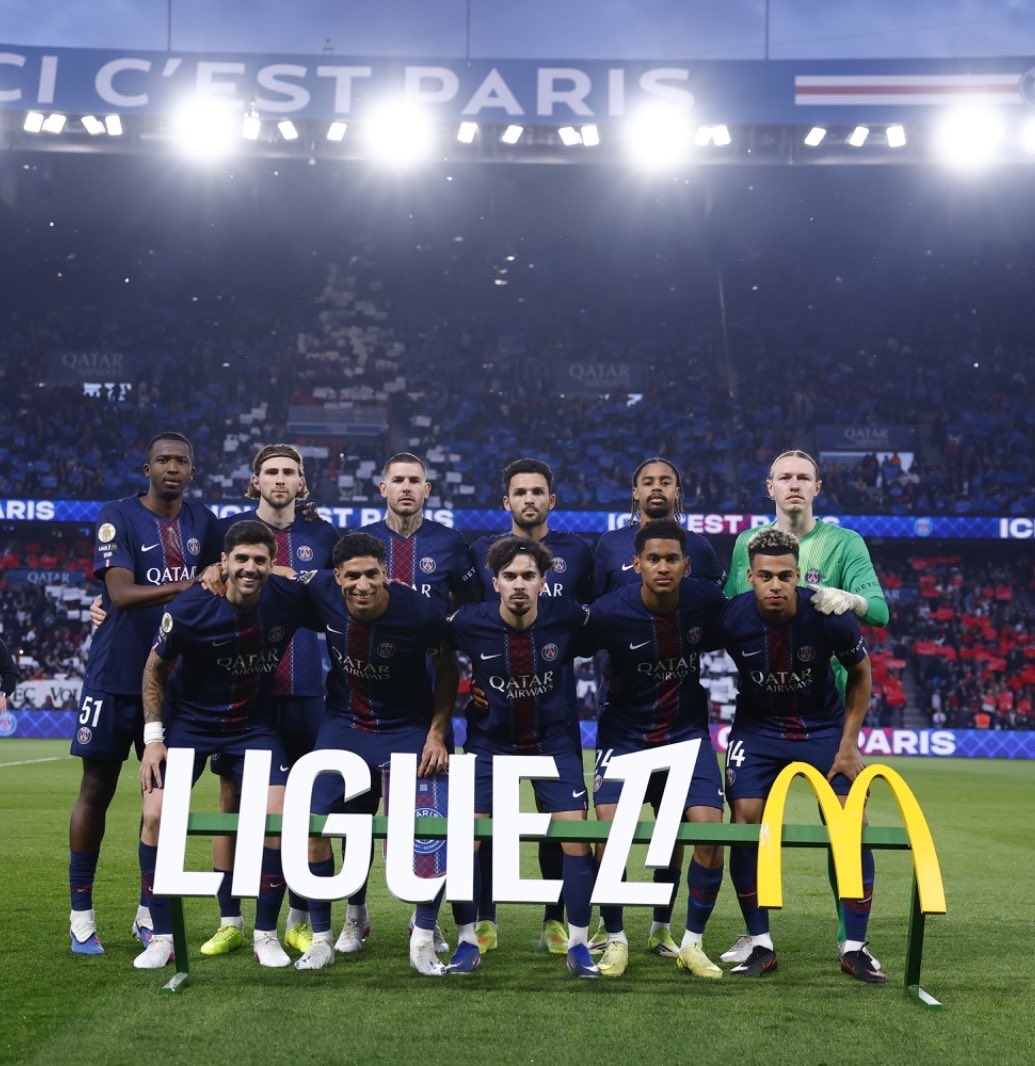 T E A M ❤️💙

#PSGOL I <a href="/Ligue1_ENG/">Ligue 1 English</a>