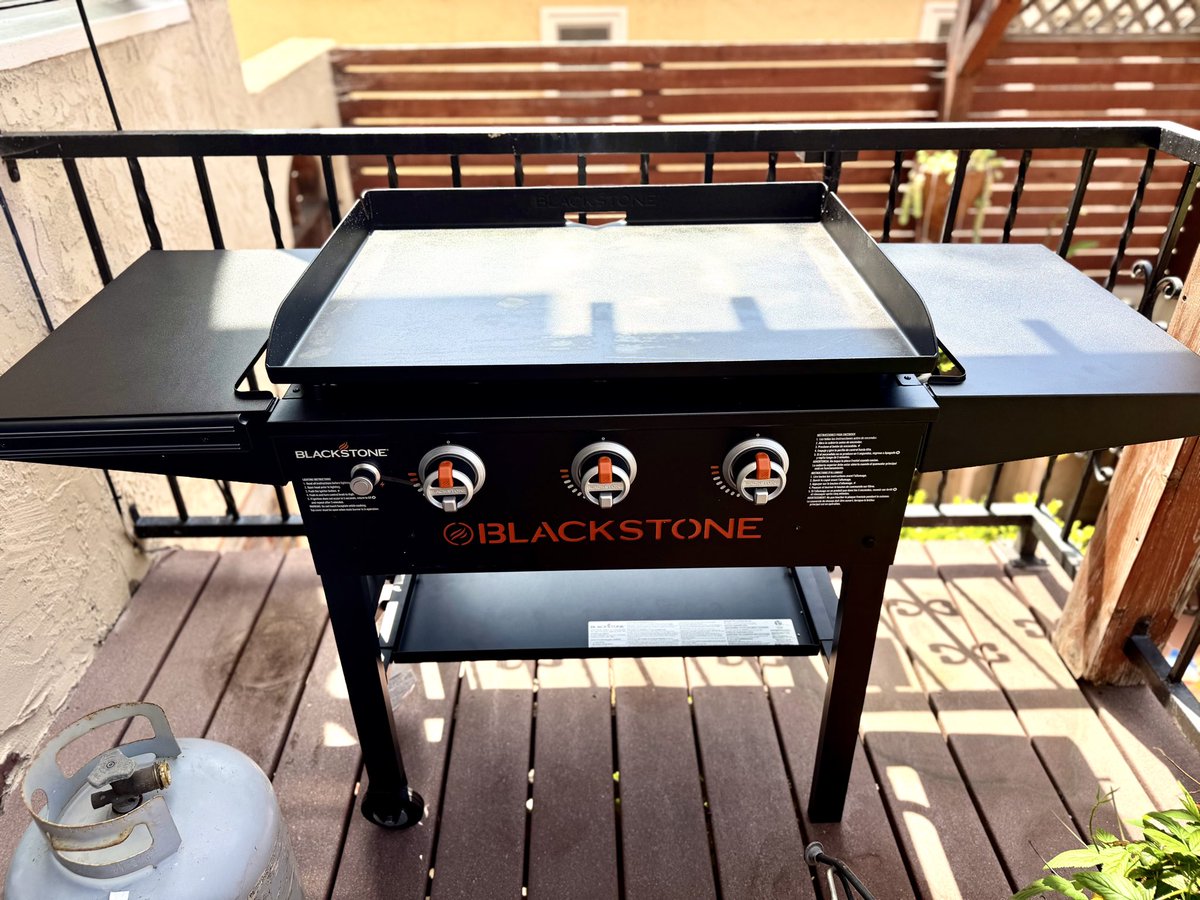 Julie Chang tweet media