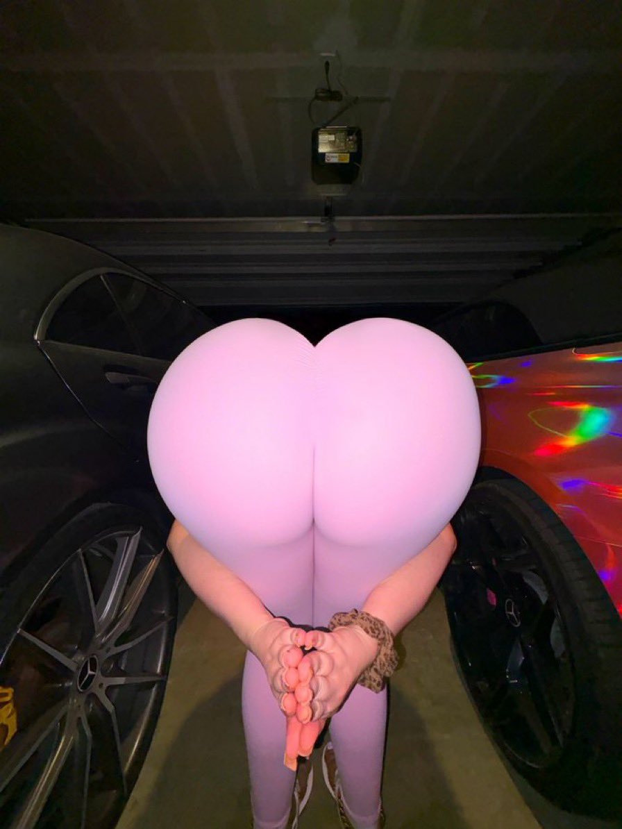 honey mel tweet media