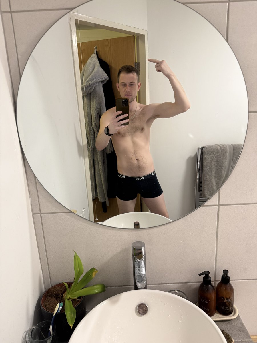 @HungTeaseX tweet media