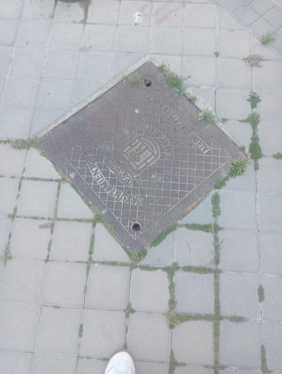 "Caminando..."
#CORROSIONAWARENESSDAY26
#FOTOCORR2026 (Abel)
Para: @Materlandfct, <a href="/SOCIEMAT/">SOCIEMAT</a>, <a href="/uclm_es/">Universidad de Castilla-La Mancha</a> y <a href="/FECYT_Ciencia/">FECYT</a>.