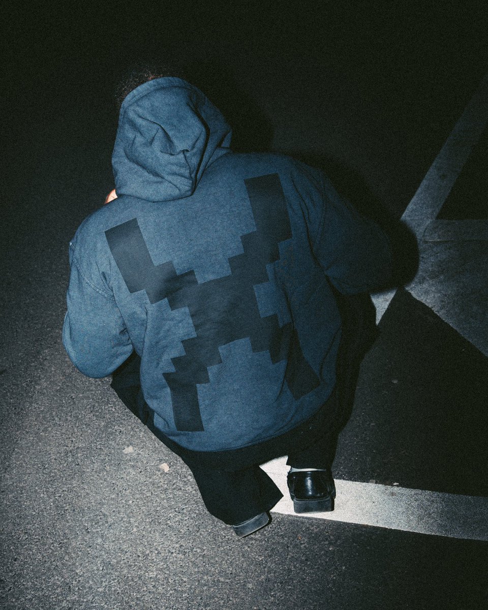 KNTXTmusic's tweet image. Techno. Acid. KNTXT.

Don’t sleep on our latest essentials collection: kntxt.shop 🛒

#KNTXT #Apparel