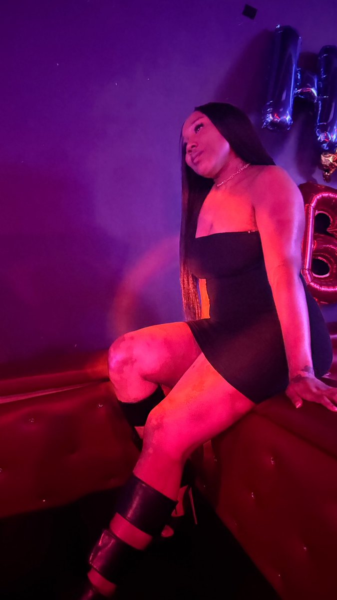 Jada4_21's tweet photo. Sold out dates 🤩 https://t.co/iKjXreRgoZ