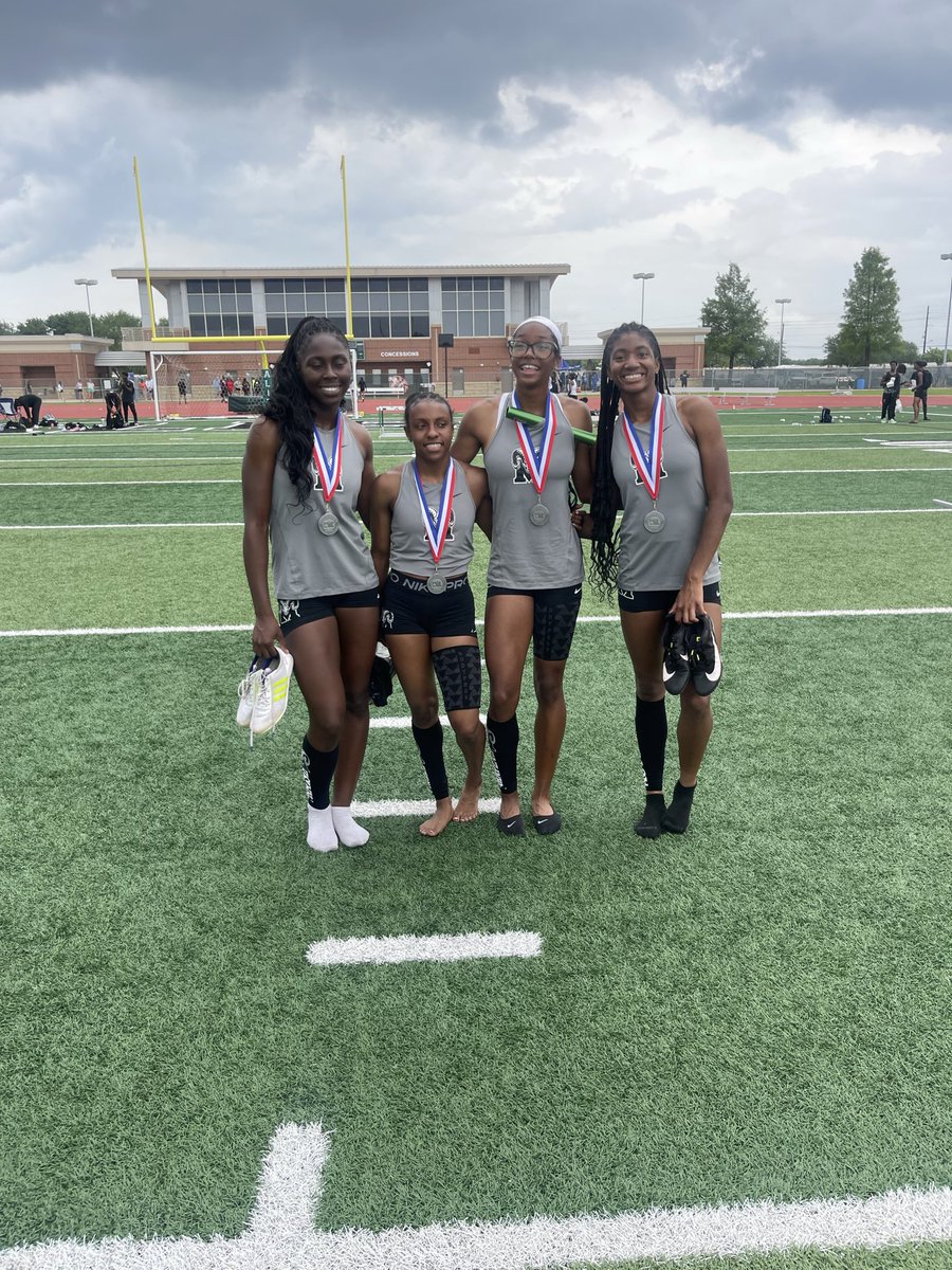 19/20 Area Meet 2nd Place 4x400 3:51.24