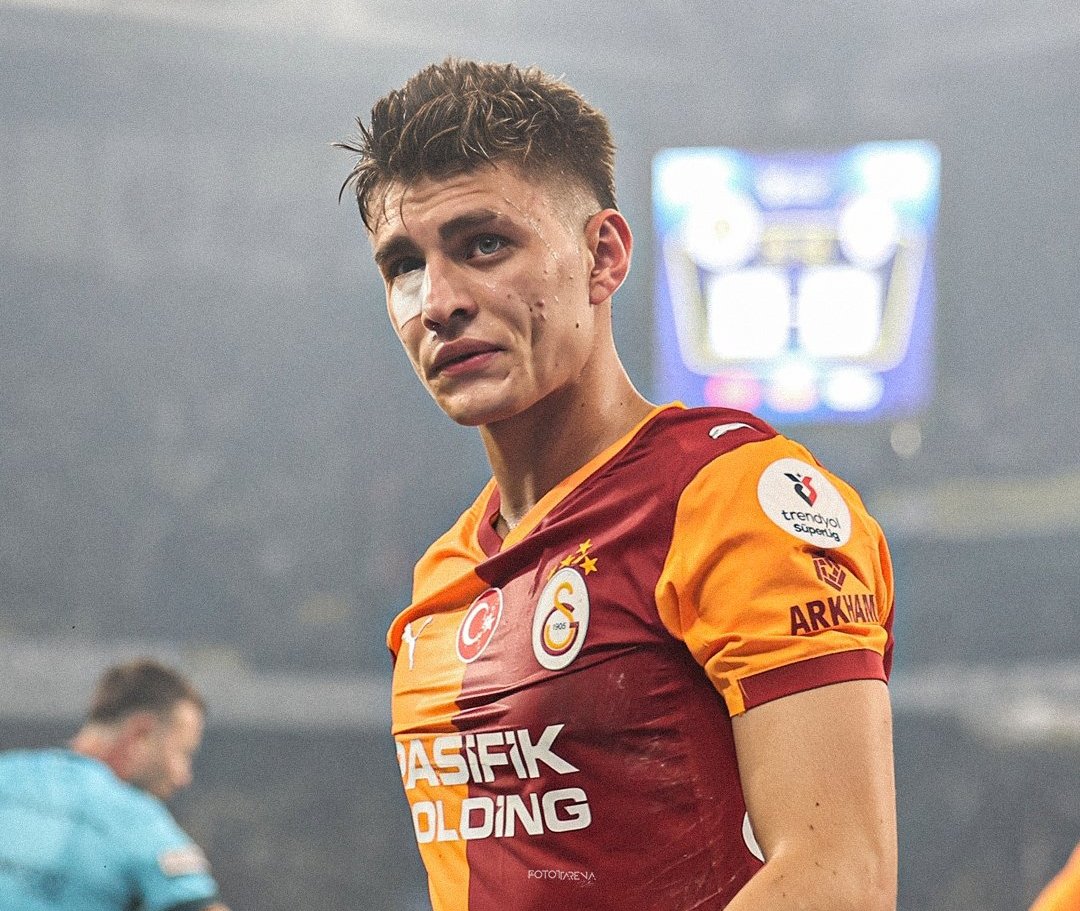 Aslan parçası Galatasaray'ın intikamını aldı. Gururumuzsun!