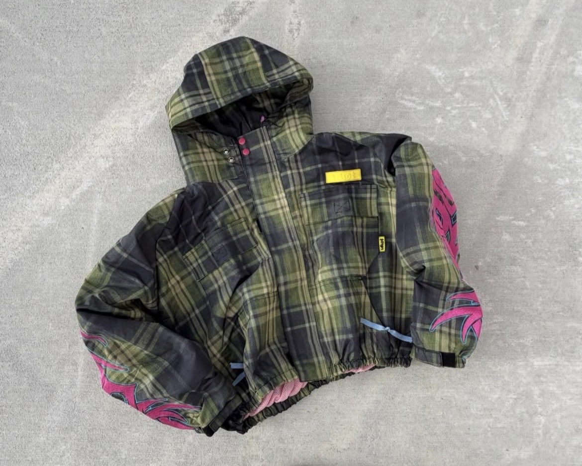 pinkskysyre tweet media