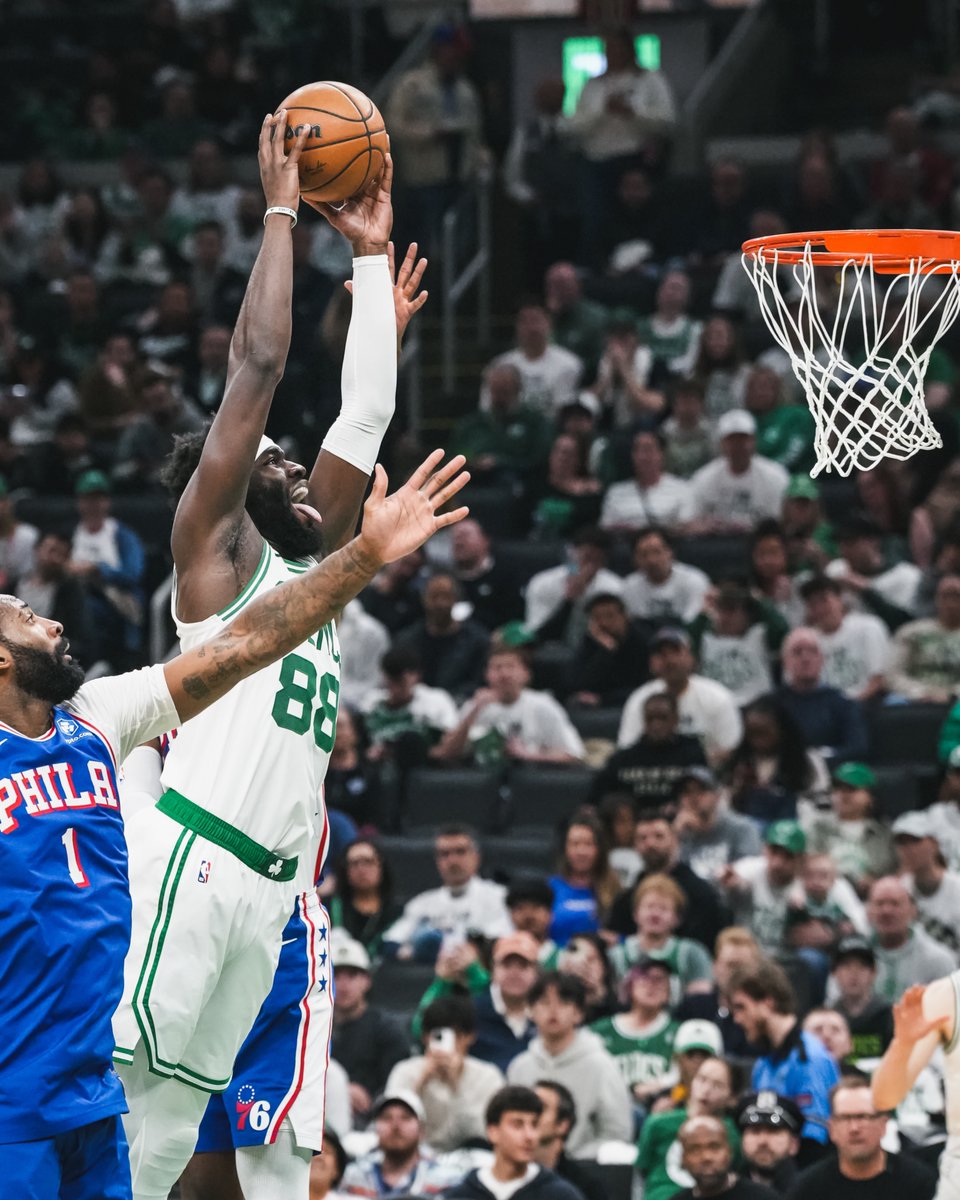 Nobody's having more fun than Neemi 😝