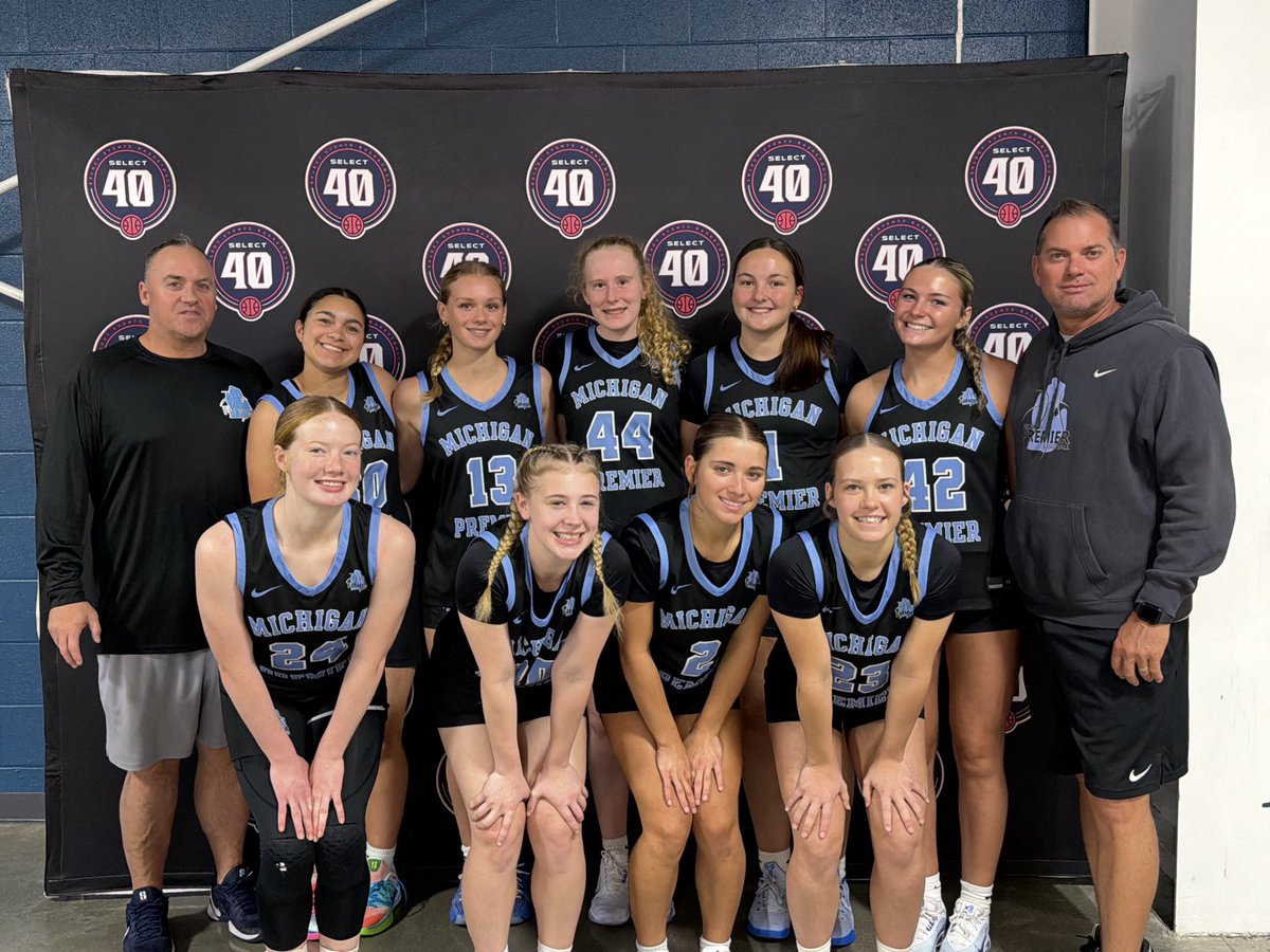 O’Neal 2029 battled all weekend long at spooky nook!  This group is a forced to be reckoned with, they continue to grow and are relentless. Big future for these young ladies!  The grind doesn’t lie!