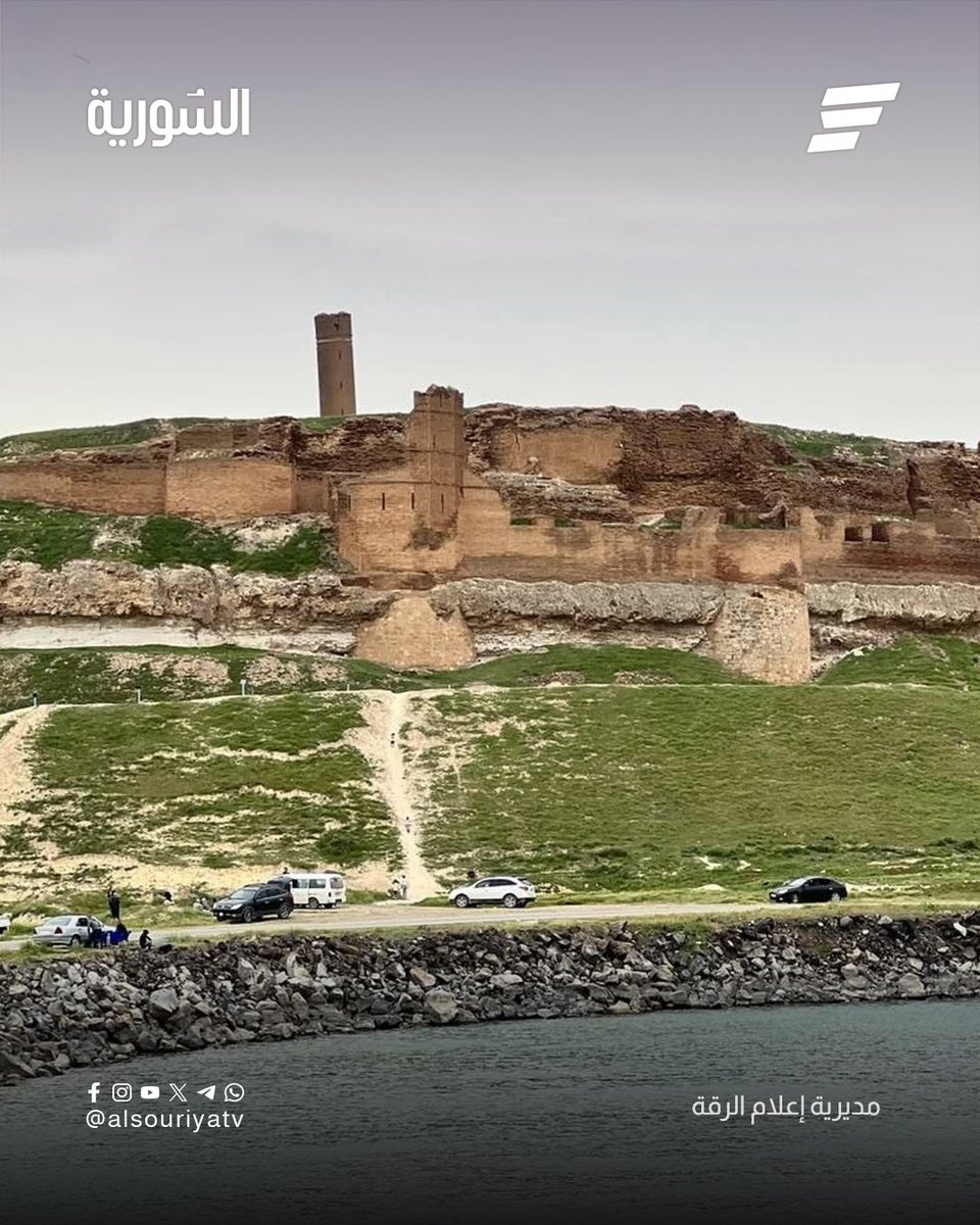 Alsouriyatv's tweet photo. قلعة جعبر.. أحد أبرز المعالم الأثرية في الرقة تتألق بجمال موقعها المطل على نهر الفرات.

#السورية https://t.co/REjspCy8h3