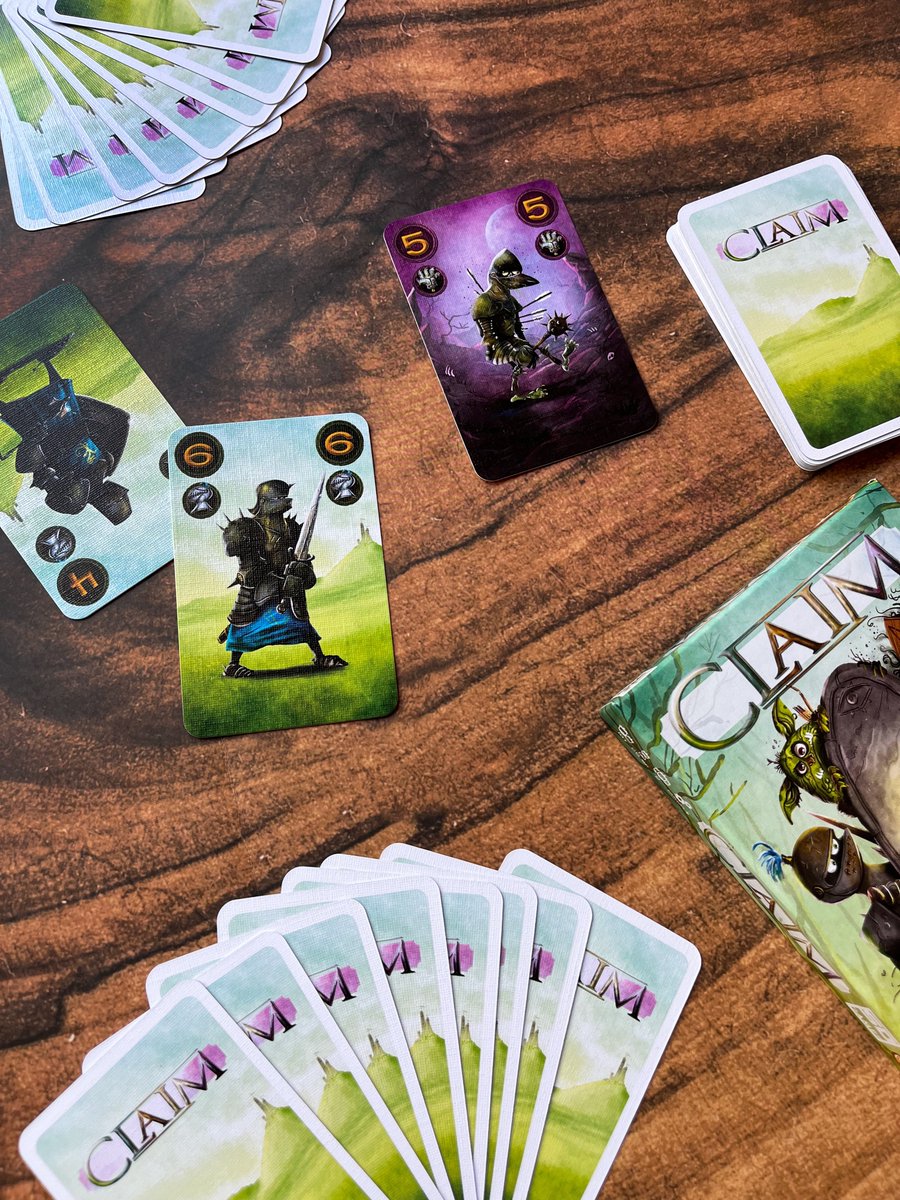 PlaySDGames's tweet photo. 👑 El trono está vacío y el reino busca nuevo gobernante. En Claim, gana el favor de distintas facciones y usa tu estrategia para imponerte en cada baza. Dos fases, decisiones constantes y partidas rápidas donde todo puede cambiar.
¿Reclamarás el trono? https://t.co/0UbaoHFP3A