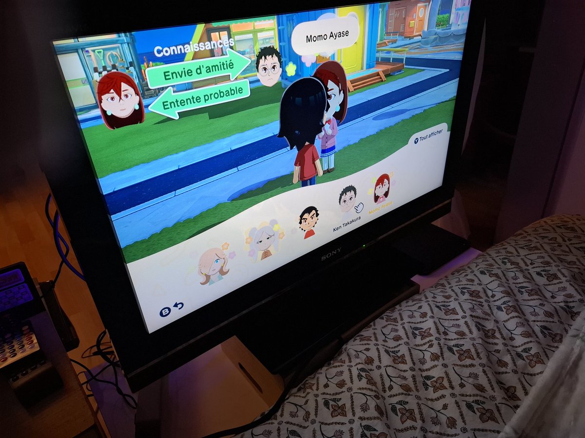 SerAlexBara's tweet photo. 2 salles, 2 ambiance, ma copine sur tomodachi (chill) moi sur champions (rage car je suis une ENORME merde.) https://t.co/Y2dgUdzdK7