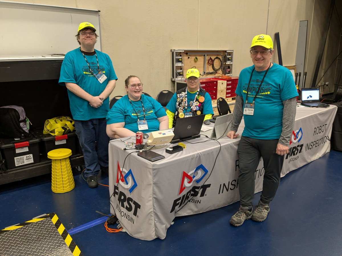 BEASTRobotics's tweet photo. Let's highlight our fantastic Robot Inspectors today! Special shout-out to Mentor Derek for taking on this challenge! 🤖 ✅ https://t.co/BhGPxusttA
