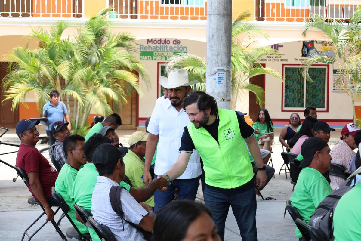 El día de hoy se llevó a cabo la toma de protesta del Comité Municipal del <a href="/partidoverde_oa/">Partido Verde Ecologista de México “Oaxaca”</a> en San Francisco Cozoaltepec,en la #costaoaxaqueña. Este nuevo equipo asume el compromiso de trabajar con responsabilidad,cercanía y visión, impulsando acciones a favor del medio ambiente.