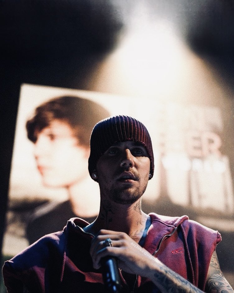 AJ (@archivesjustins) on Twitter photo 