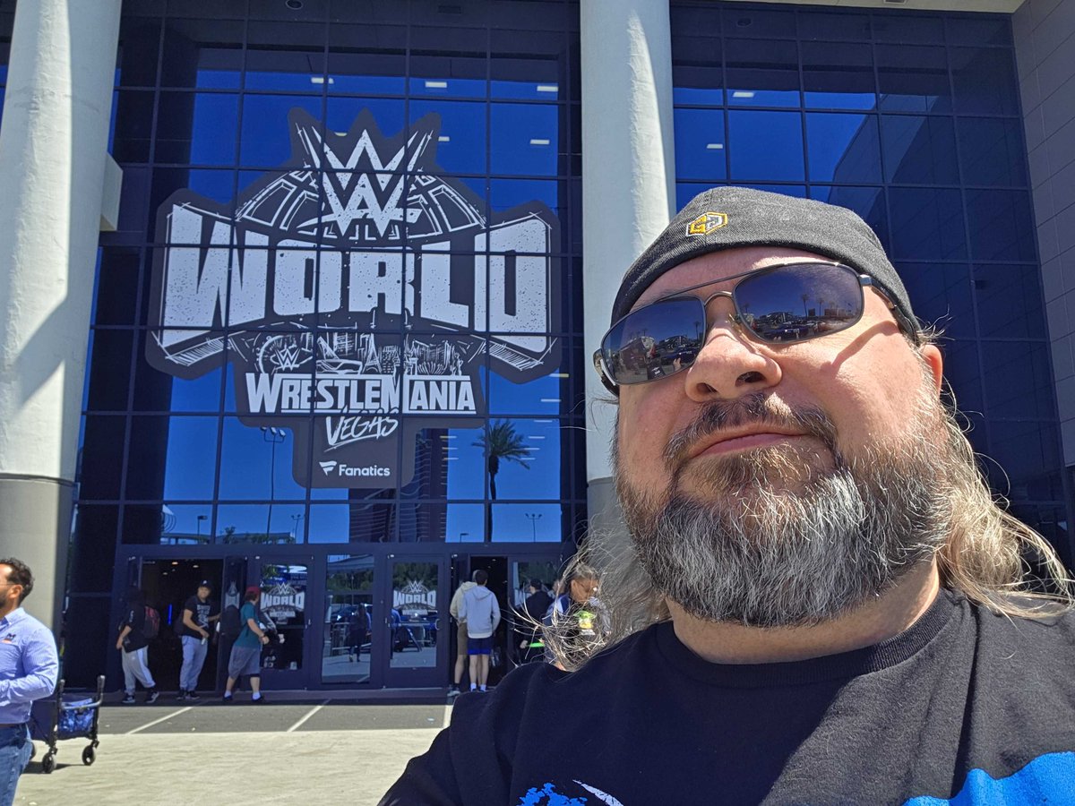 WWE Champions tweet media
