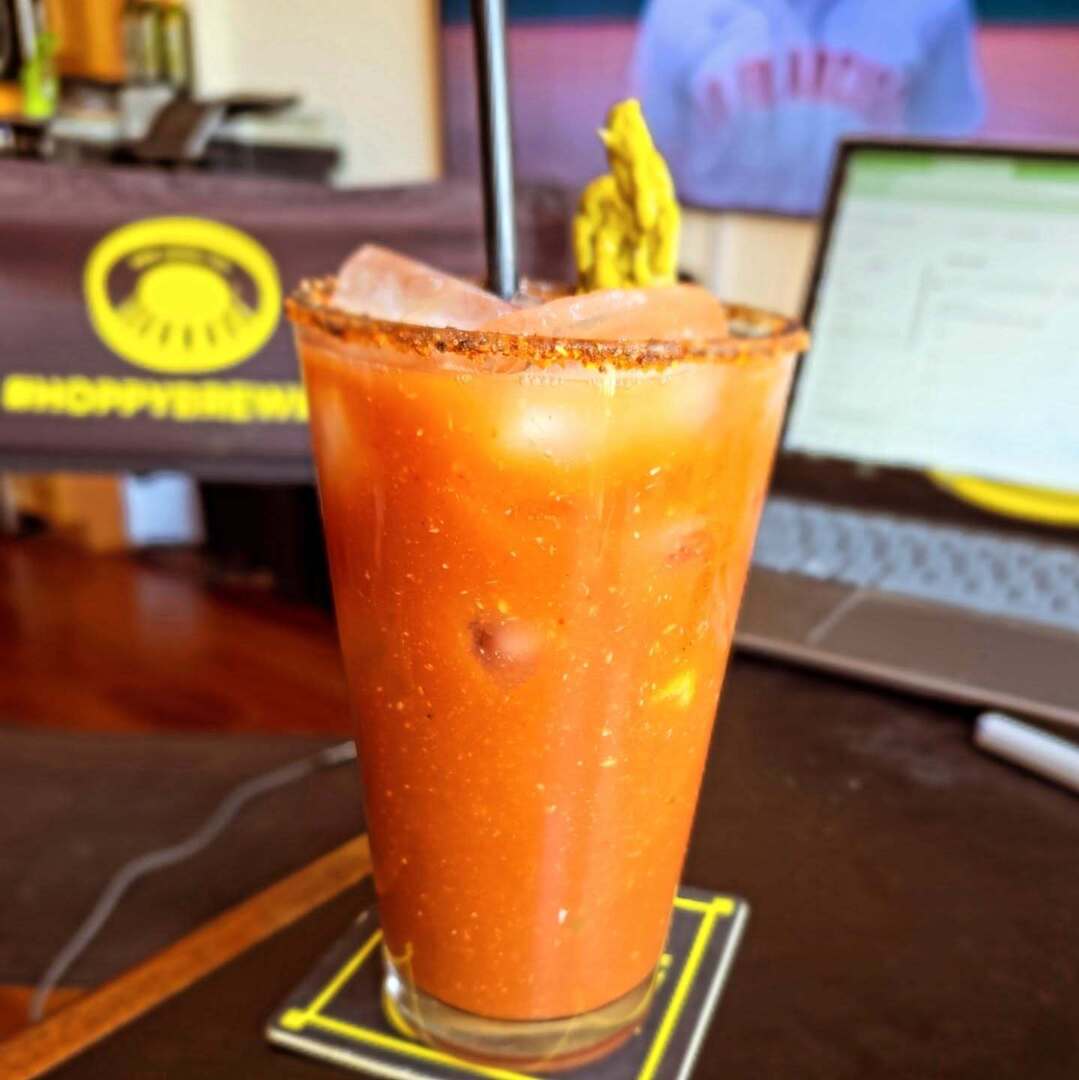 troypaski's tweet image. It's Sunday #Funday friends! 🎊🎉🚀💥

Cheers! 🍻 instagr.am/p/DXUv51ND0yl/