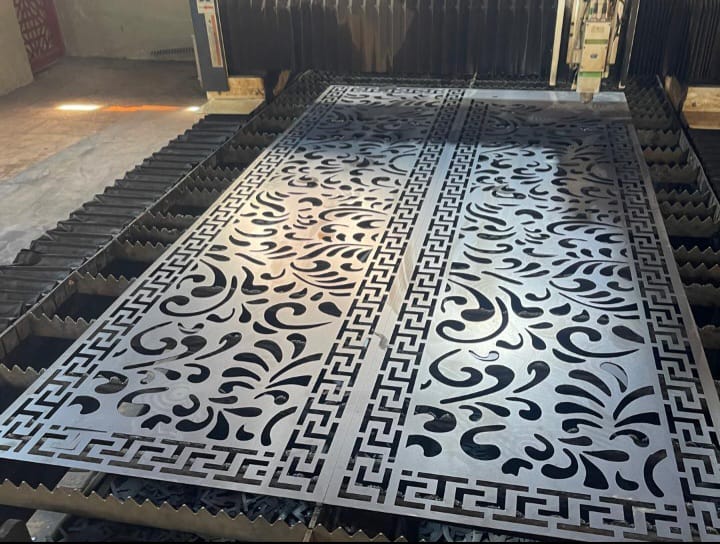 Muphyk's tweet photo. At HAMAPHY GLOBAL LTD, we are selling iron and steel materials of any types such as Lazer design, design doors, China & black pipes, Round pipes, square pipes, H & I channel, square Rod, flat bar, H beam, Mild steel plate, chequer plate, Gate Chequer plate, China chequer plate, Grating, Wire mech, Electrodes, Galv pipes, steam pipe, Galvanized sheets and so on pls dm us for business. We supplied nation wide. Our prices will convince you.