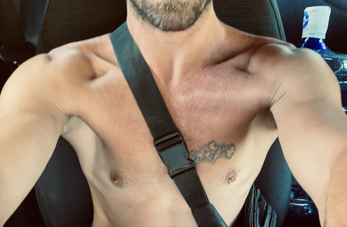 CaribbeanGuy_'s tweet photo. Wem gefällt es? https://t.co/4FTeWA789z