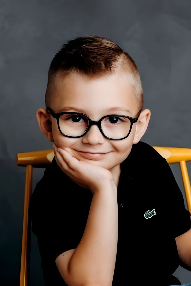 So happy for Carolyns kids. Cruz on booking a commercial, great job.