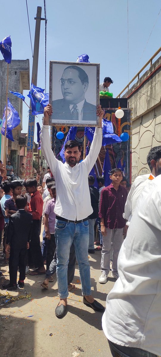 nitinbankar9's tweet image. Jay Bhim 💙💙💙💙 
#Ambedkar #jaybhim #BSP #Mayawati #india