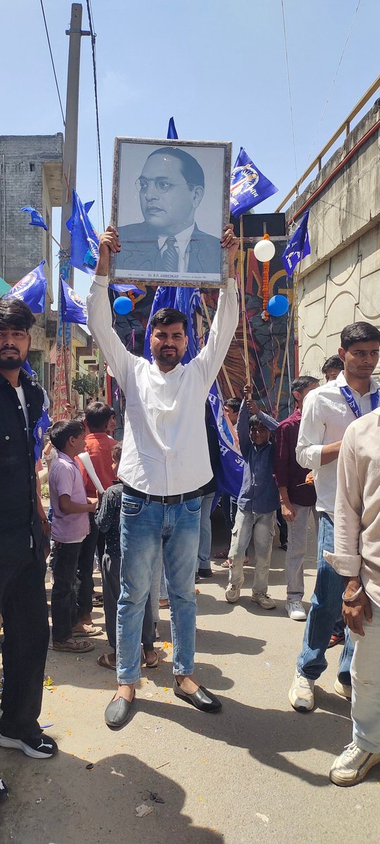 nitinbankar9's tweet image. Jay Bhim 💙💙💙💙 
#Ambedkar #jaybhim #BSP #Mayawati #india