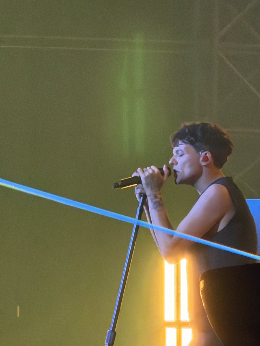 AKrupickaa's tweet photo. @Louis_Tomlinson Wien, 6 April, 2026 https://t.co/nB3KK0Bk6H