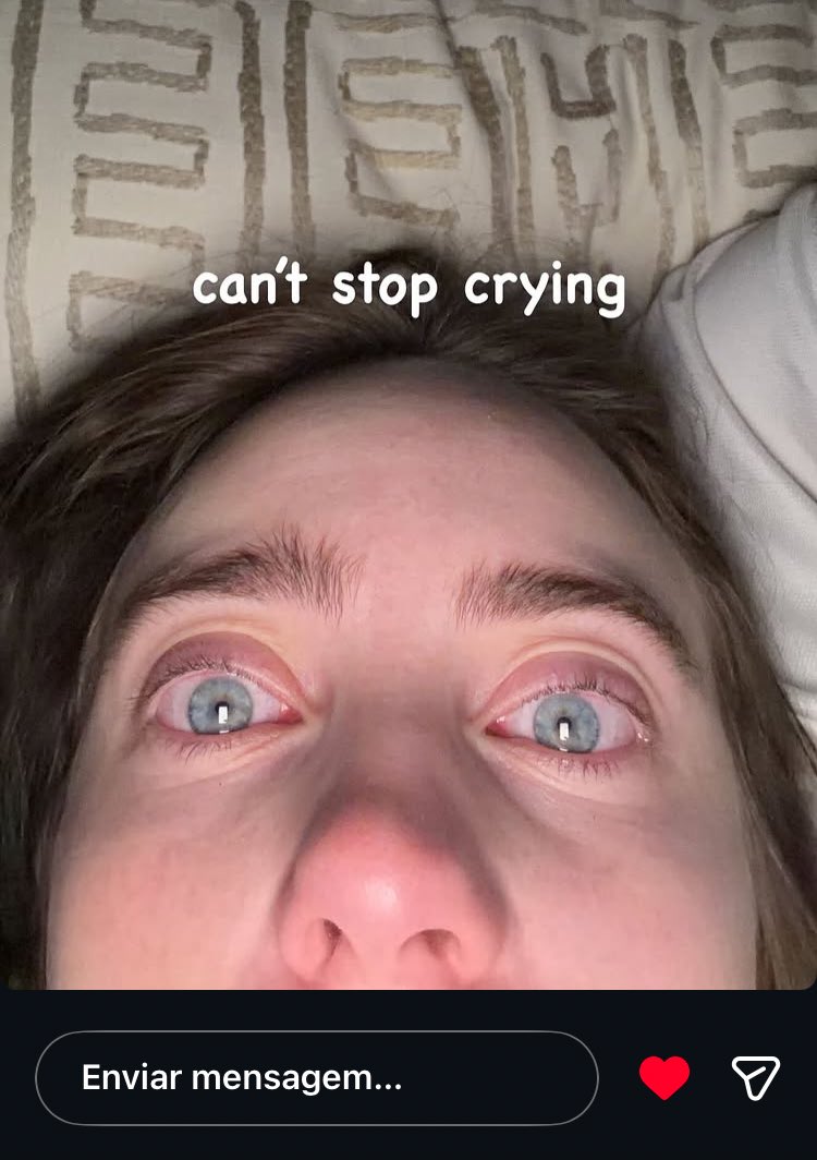 graciezudinho's tweet photo. a billie até agora não acreditando que foi a OLLG do justin bieber😭😭😭 https://t.co/LM29pgCEtI